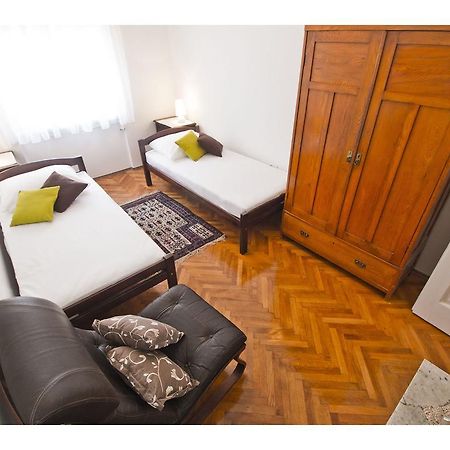 Apartment Grand Split Exterior photo